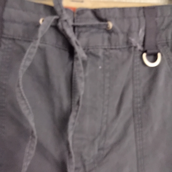 Women's Gloria Vanderbilt Crop Pants    Size 6 - Picture 4 of 5